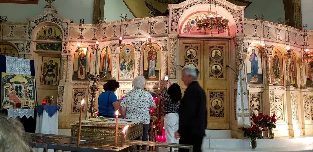 Holy Trinity Greek Orthodox Church, Schiller Park, IL — photo 17 of 20