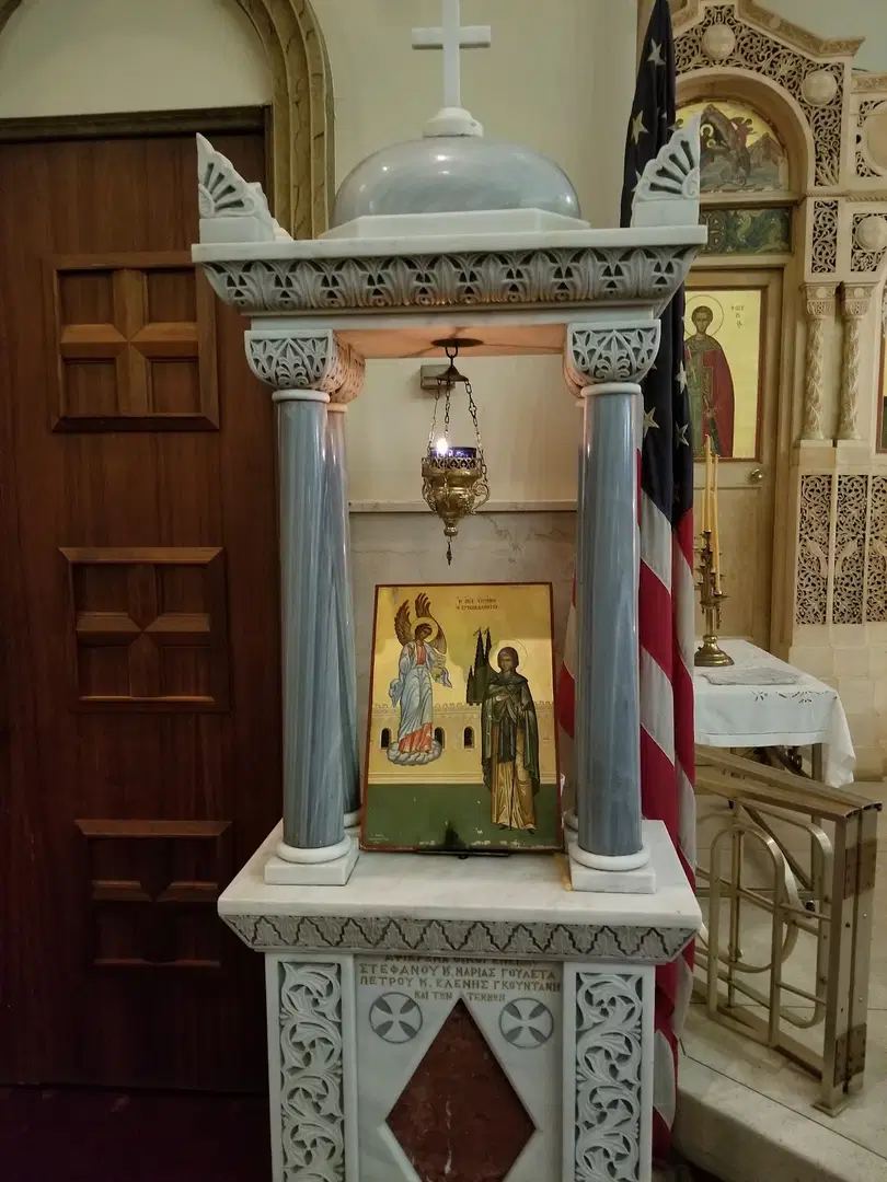 Holy Trinity Greek Orthodox Church, Schiller Park, IL — photo 5 of 20