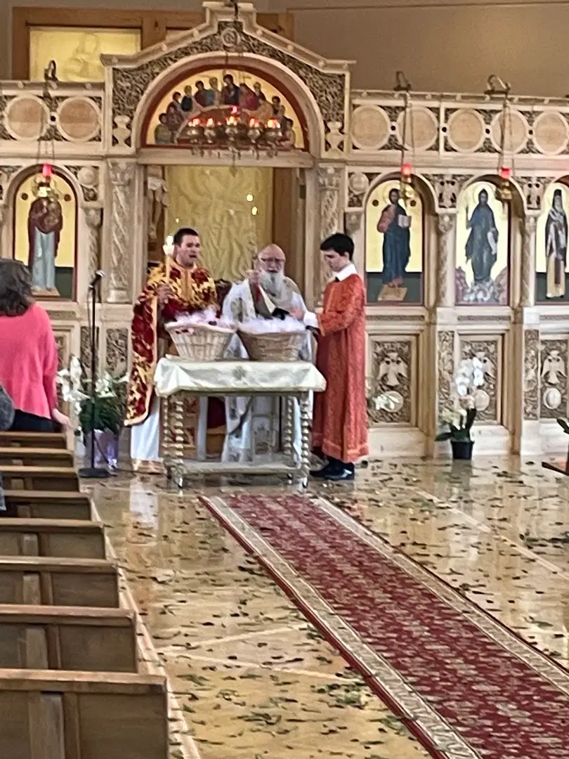 Holy Trinity Greek Orthodox Church, Schiller Park, IL — photo 8 of 20