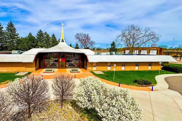 Holy Trinity Greek Orthodox, Lansing, MI — photo 3 of 7