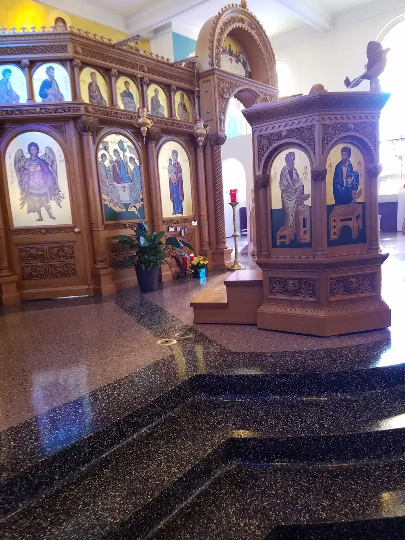 Holy Trinity Greek Orthodox, Sioux City, IA — photo 2 of 10