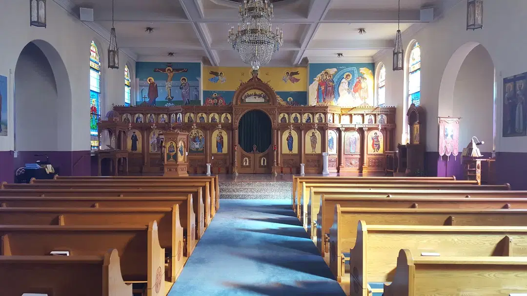 Holy Trinity Greek Orthodox, Sioux City, IA — photo 1 of 10