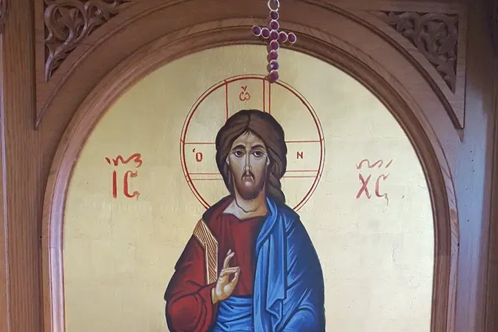 Holy Trinity Greek Orthodox, Sioux City, IA — photo 3 of 10