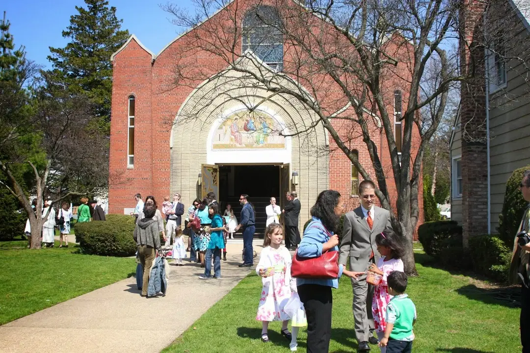 Holy Trinity Orthodox Church, East Meadow, NY — photo 6 of 12