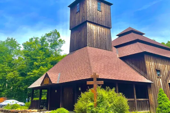 Holy Trinity Orthodox, Danbury, CT — photo 2 of 10
