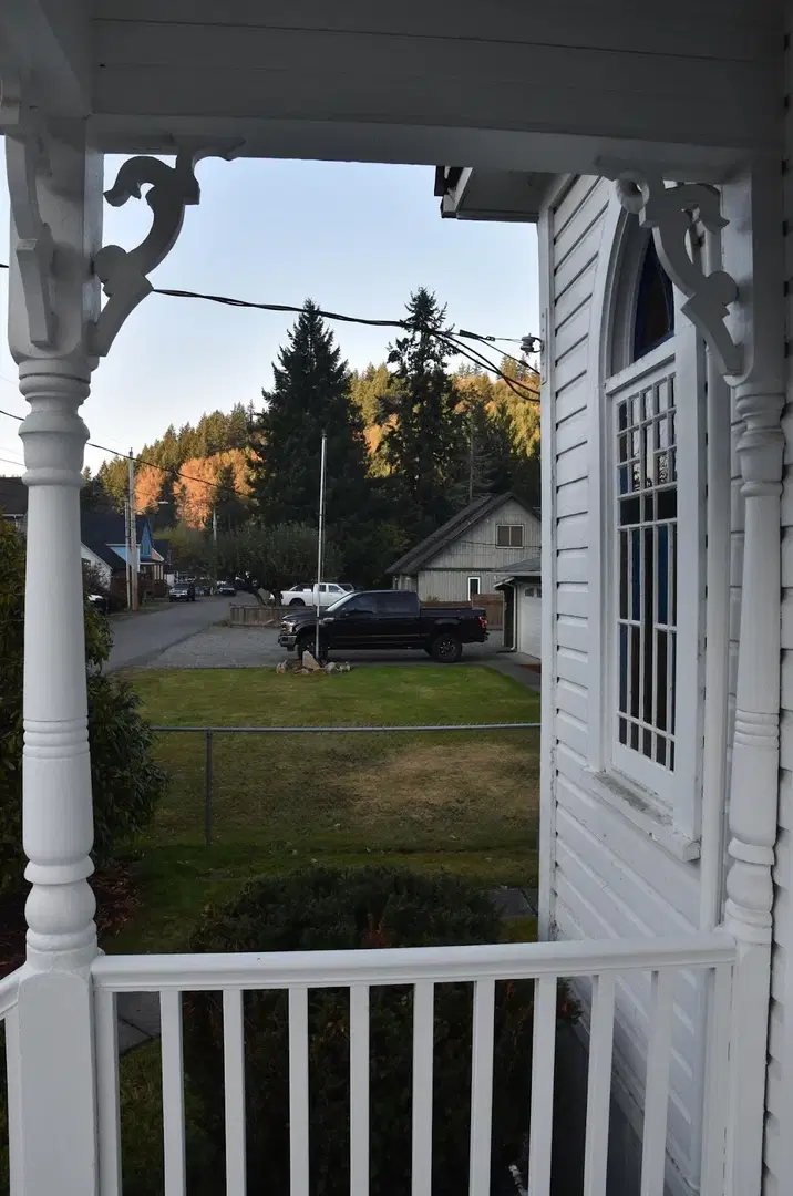 Holy Trinity Orthodox Temple, Wilkeson, WA — photo 9 of 20