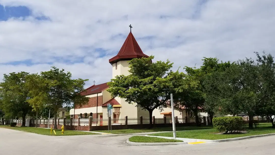 Holy Trinity Romanian Orthodox Church, Miramar, FL — photo 4 of 19