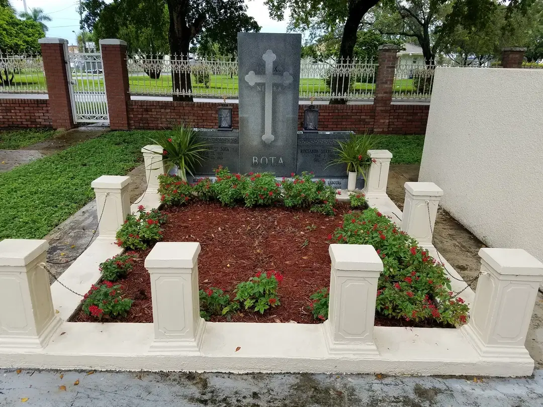 Holy Trinity Romanian Orthodox Church, Miramar, FL — photo 6 of 19