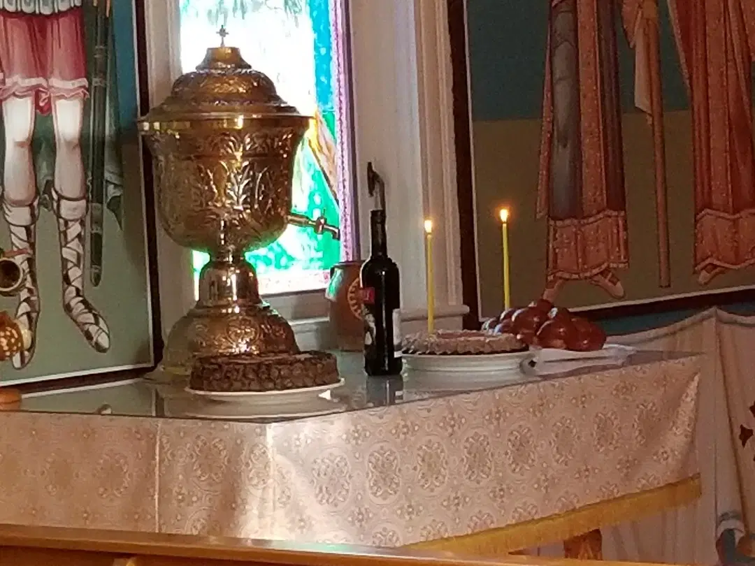 Holy Trinity Romanian Orthodox Church, Victor, NY — photo 5 of 6