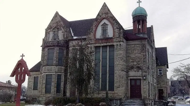 Holy Trinity Romanian Orthodox Church, Youngstown, OH — photo 9 of 11