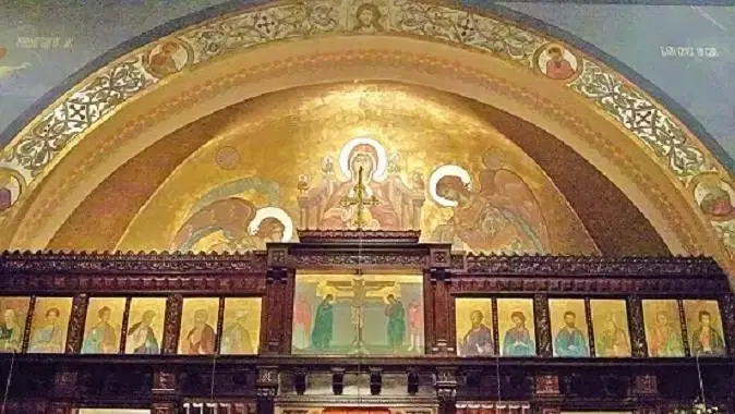 Holy Trinity Romanian Orthodox Church, Youngstown, OH — photo 10 of 11