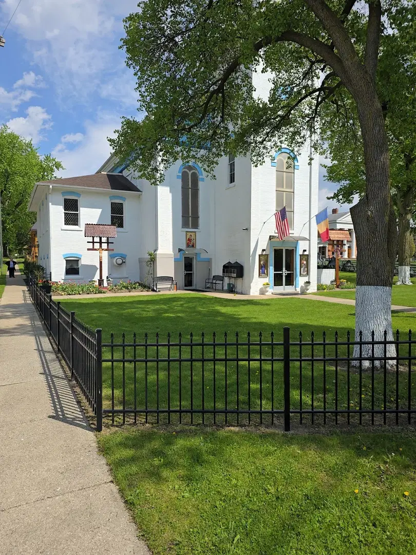 Holy Trinity Romanian Orthodox Monastery, Clinton, MI — photo 18 of 19