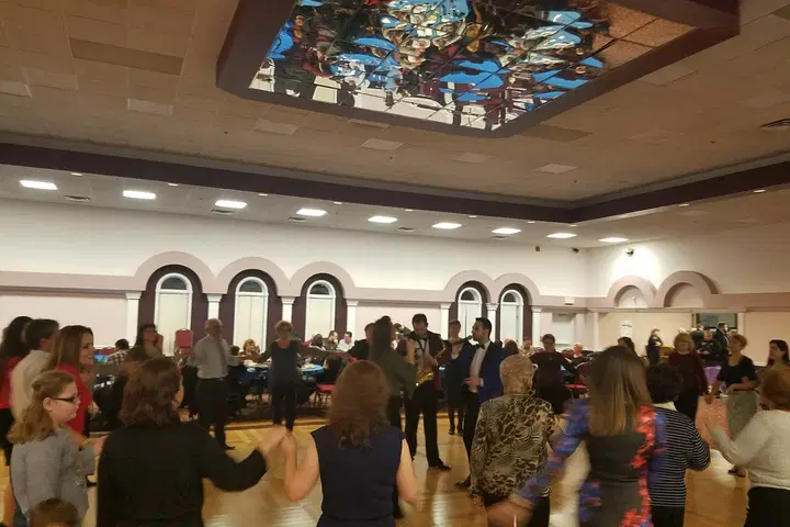 Macedonian Orthodox Church Sv Kiril i Metodij, Willowbrook, IL — photo 2 of 18