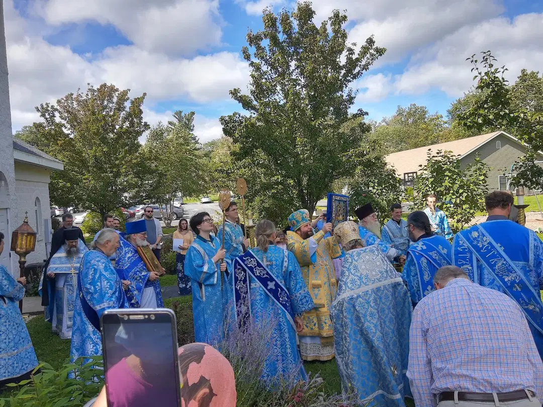 Nativity of the Most Holy Mother of God, Albany, NY — photo 5 of 19