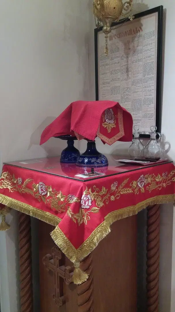 Old Holy Trinity Serbian Orthodox Church, Youngstown, OH — photo 10 of 19