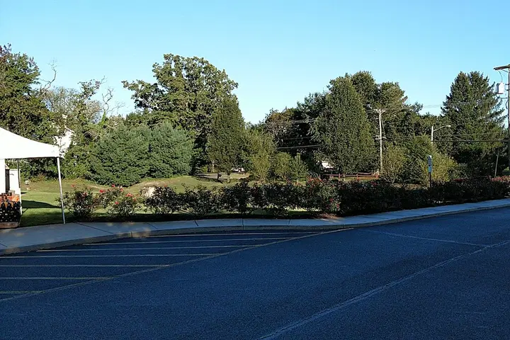 Orthodox Church of the Holy Cross, Medford, NJ — photo 2 of 6