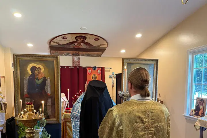 Peoria Orthodox Church - Holy Transfiguration (ROCOR), Peoria, IL — photo 2 of 20