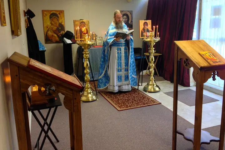 Peoria Orthodox Church - Holy Transfiguration (ROCOR), Peoria, IL — photo 4 of 20