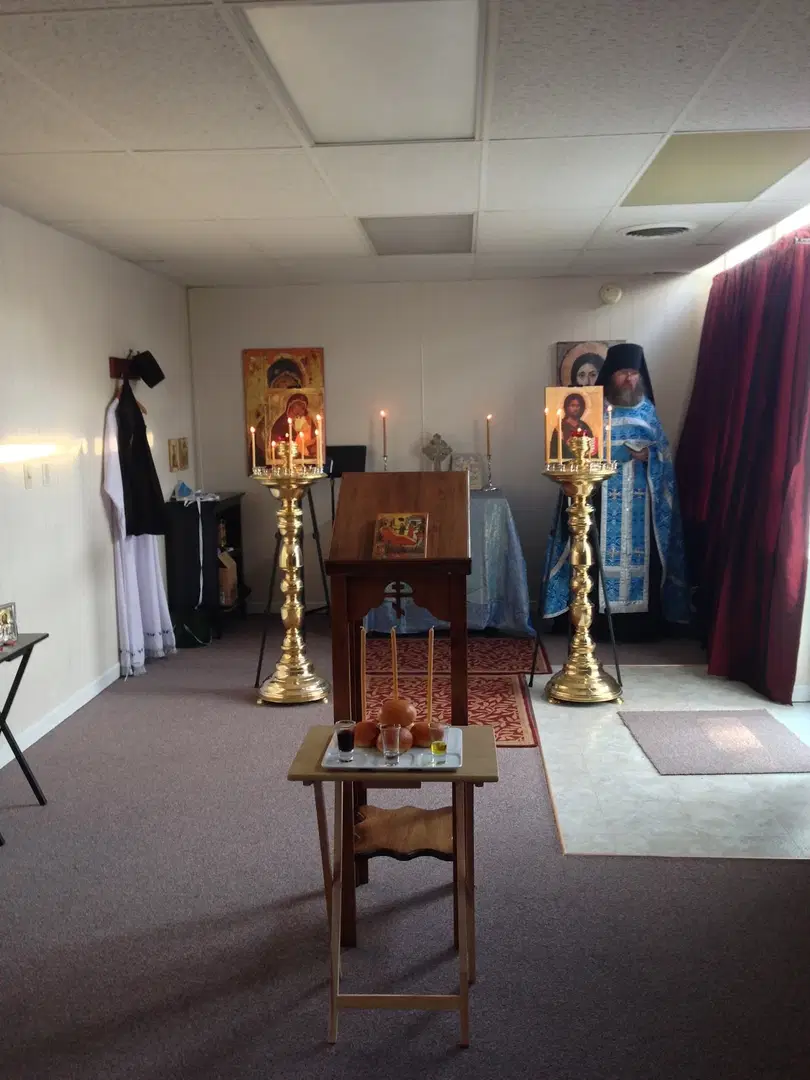 Peoria Orthodox Church - Holy Transfiguration (ROCOR), Peoria, IL — photo 8 of 20