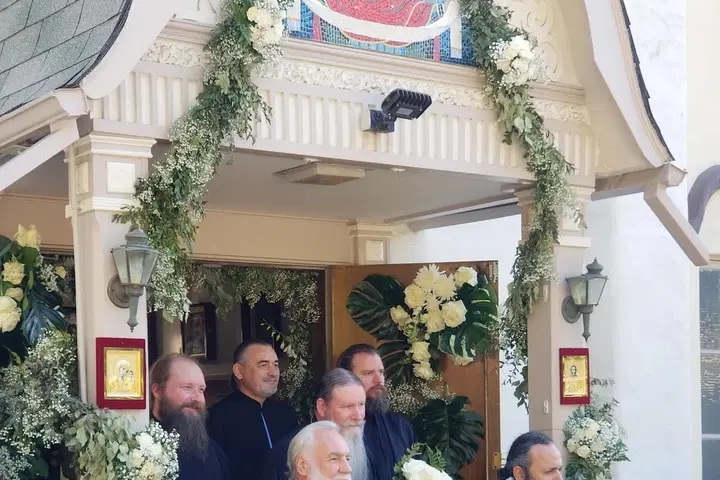 Protection of the Holy Virgin Russian Orthodox Church, Los Angeles, CA — photo 5 of 15