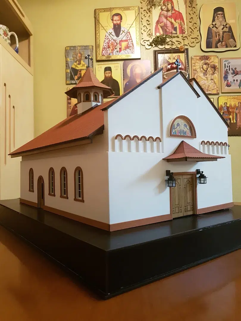 Romanian Orthodox Church "Saints Michael and Gabriel", Palm Springs, CA — photo 13 of 20
