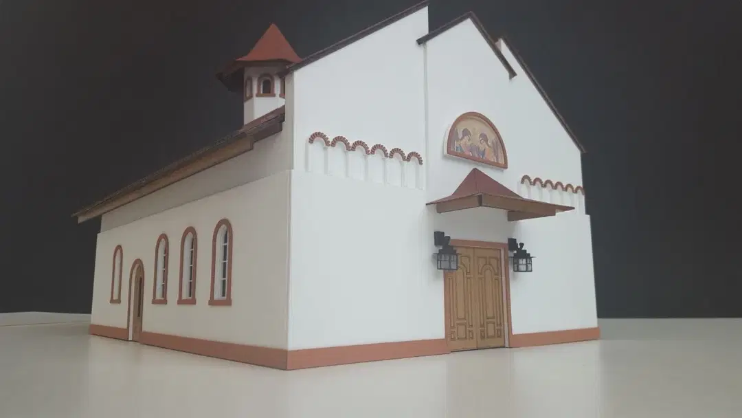 Romanian Orthodox Church "Saints Michael and Gabriel", Palm Springs, CA — photo 5 of 20