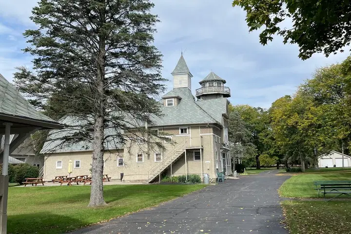 Romanian Orthodox Episcopate, Jackson, MI — photo 4 of 16