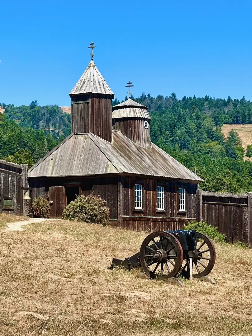 Russian Orthodox Chapel, Jenner, CA — photo 2 of 20
