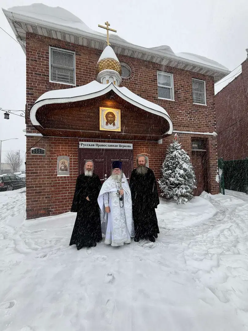 Russian Orthodox Church of the Holy Myrrh Bearing Women, Brooklyn, NY — photo 5 of 17