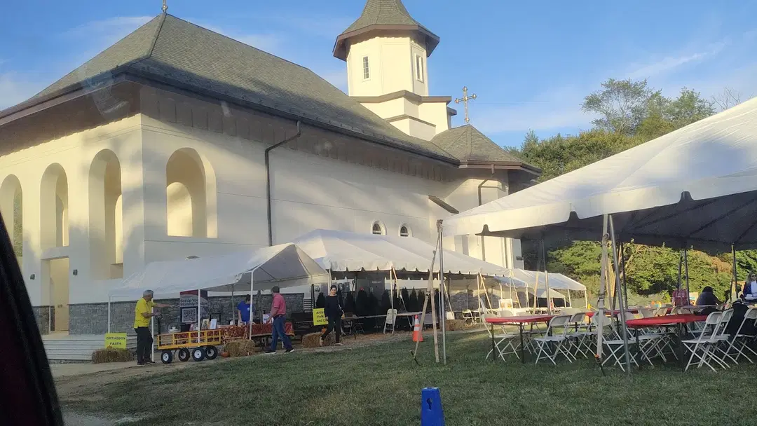 Saint Andrew Romanian Orthodox Church, Potomac, MD — photo 16 of 17