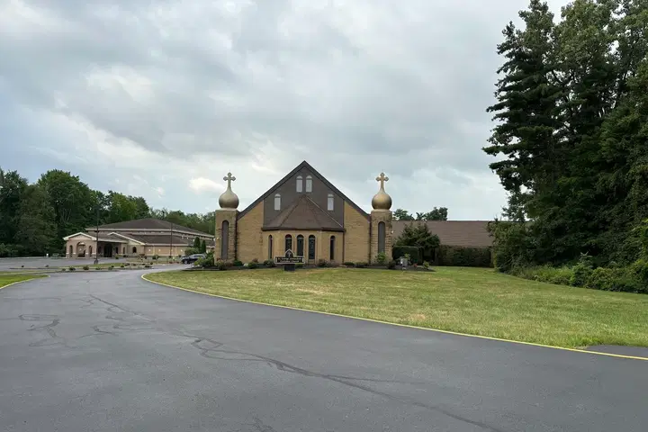 Saint George Antiochian Orthodox Church, Fairlawn, OH — photo 5 of 19