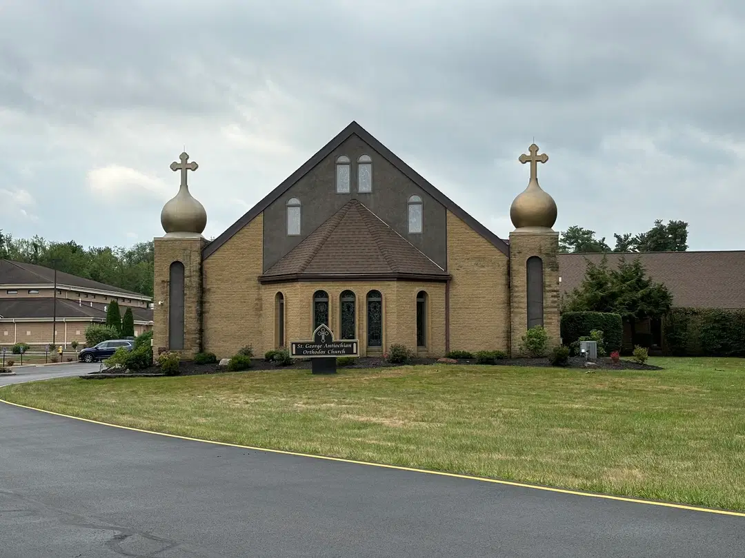Saint George Antiochian Orthodox Church, Fairlawn, OH — photo 10 of 19