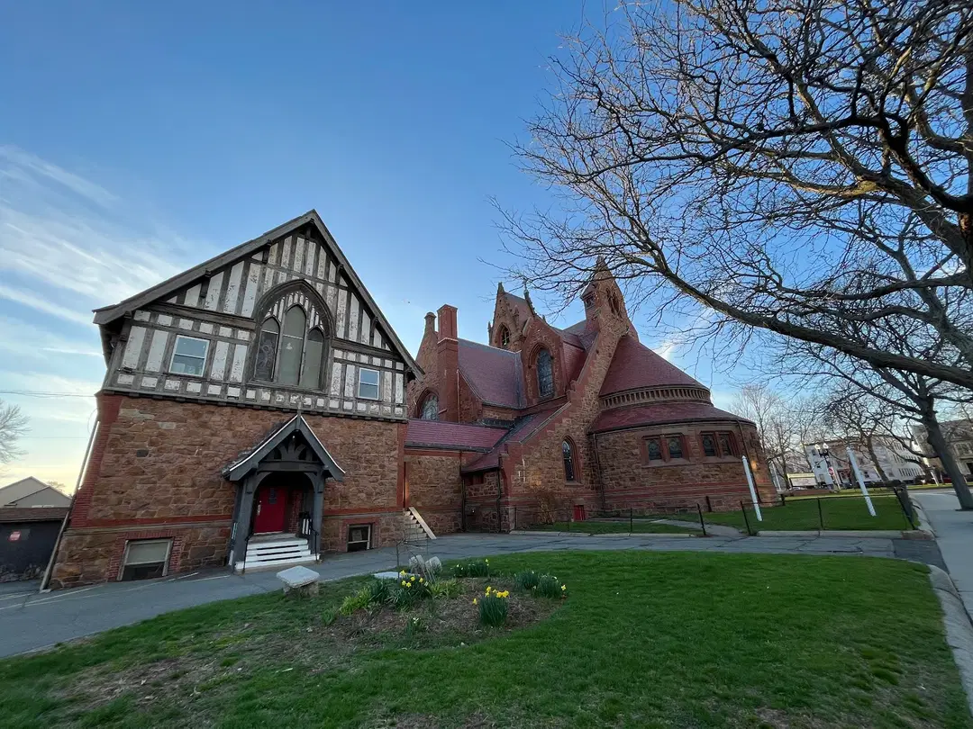 Saint George Greek Orthodox Church, Lynn, MA — photo 1 of 20