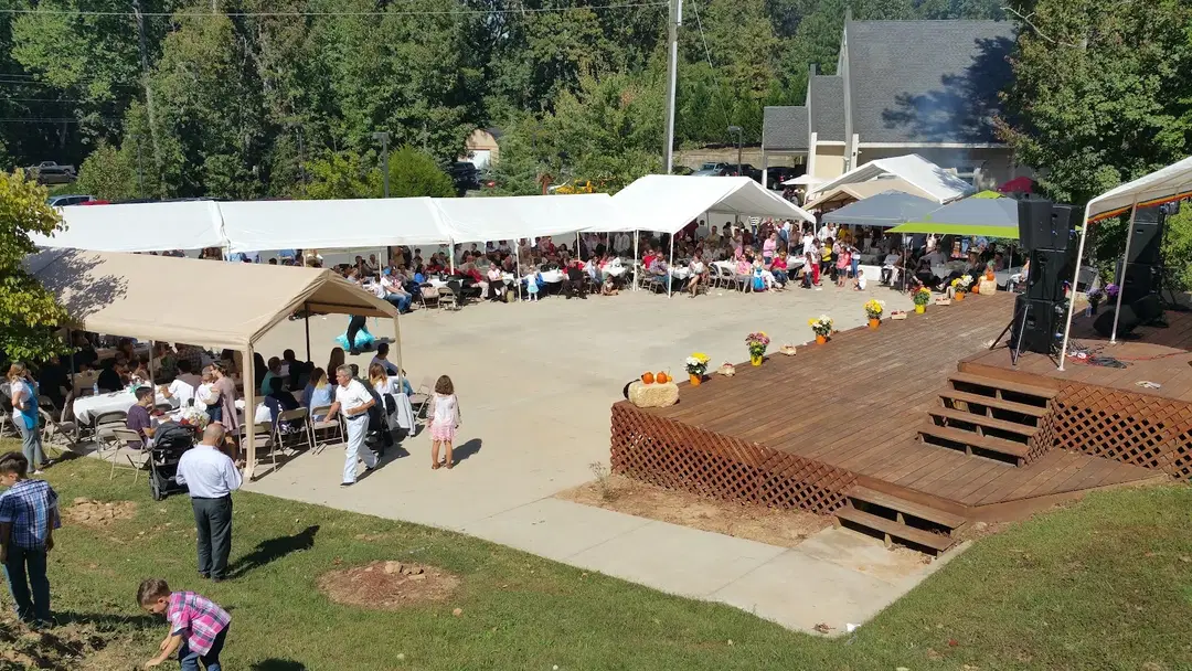 Saint Mary Romanian Orthodox Church, Dacula, GA — photo 6 of 19