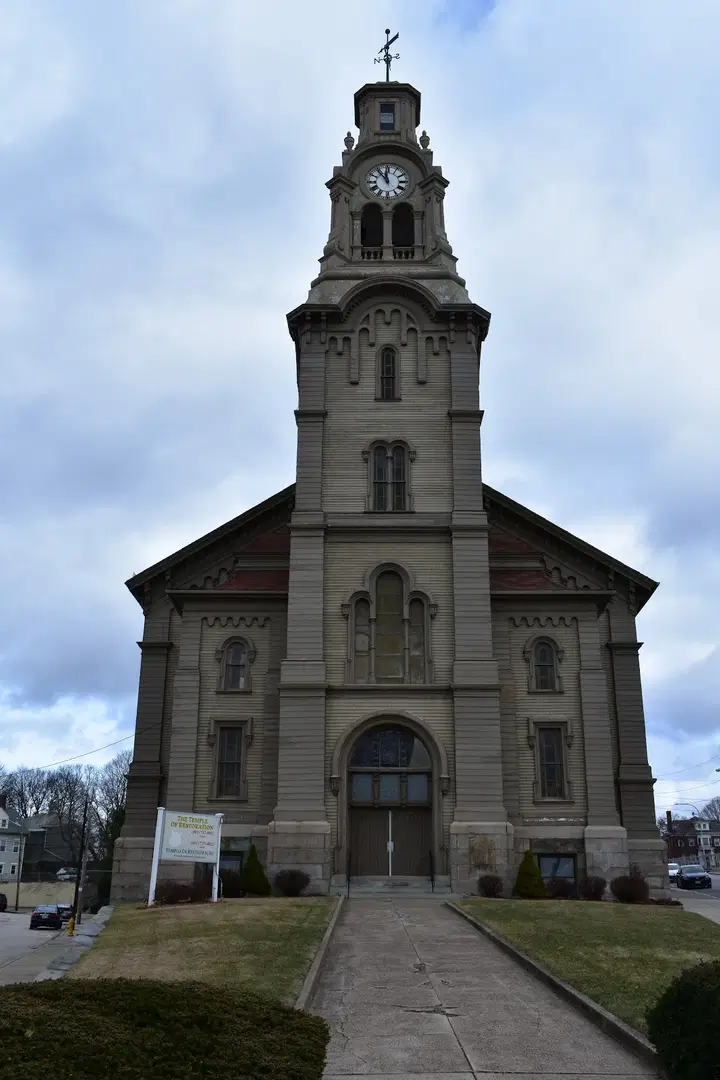 Saint Marys Antiochian Church, Pawtucket, RI — photo 2 of 10