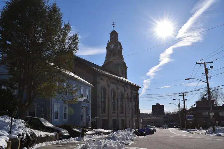 Saint Marys Antiochian Church, Pawtucket, RI — photo 3 of 10