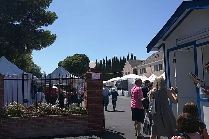 Saint Nicholas Greek Orthodox Church, San Jose, CA — photo 4 of 15