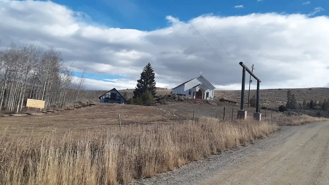 Saint Prophet Elias Greek Orthodox Chapel, Hot Sulphur Springs, CO — photo 12 of 14