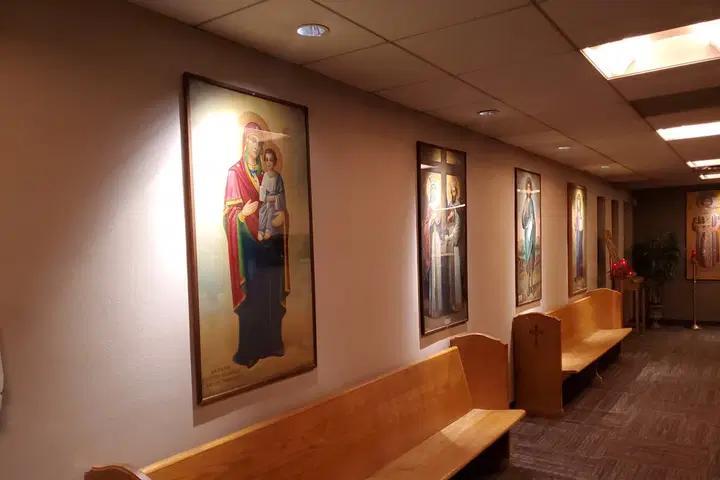 Saints Constantine and Helen Greek Orthodox Church, Rockford, IL — photo 2 of 8