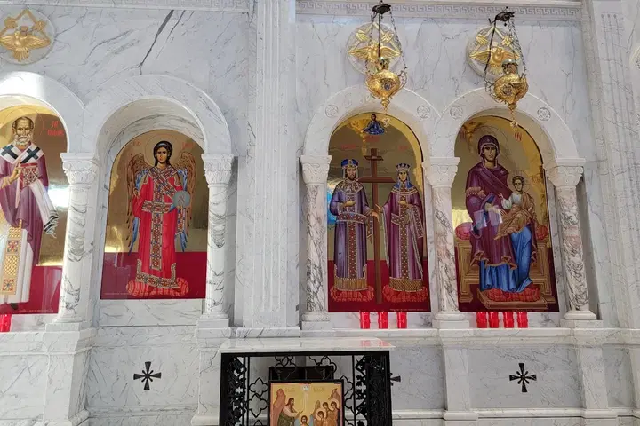 Saints Constantine and Helen Greek Orthodox Church, Westland, MI — photo 2 of 12