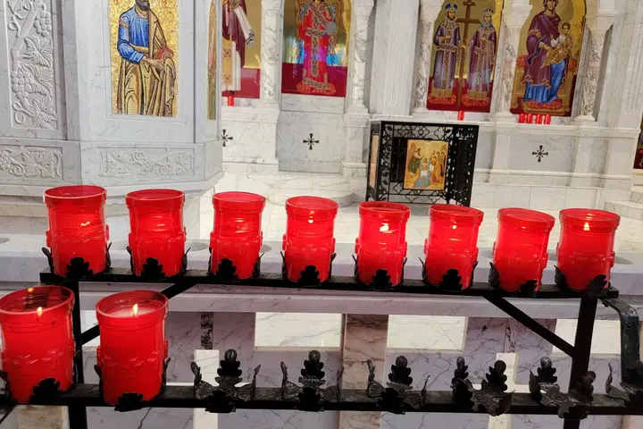 Saints Constantine and Helen Greek Orthodox Church, Westland, MI — photo 5 of 12