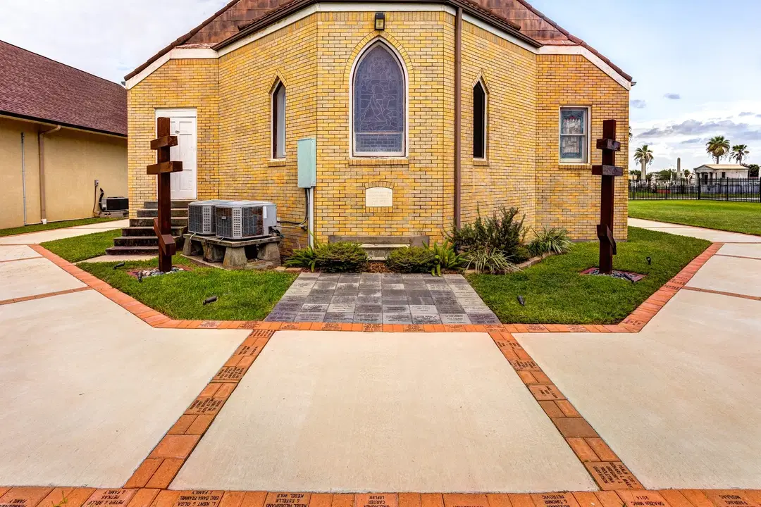 Saints Constantine and Helen Serbian Orthodox Church, Galveston, TX — photo 12 of 13