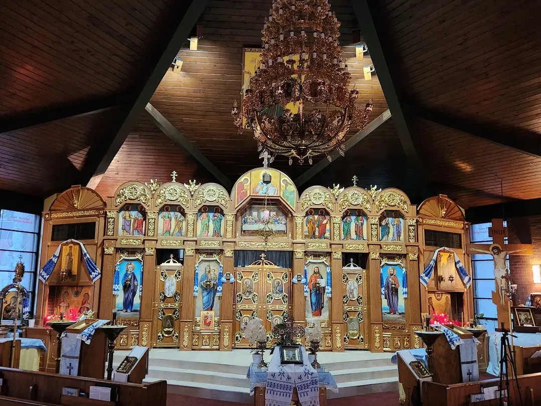 Saints Peter and Paul Ukrainian Orthodox Church, Palos Park, IL — photo 1 of 20
