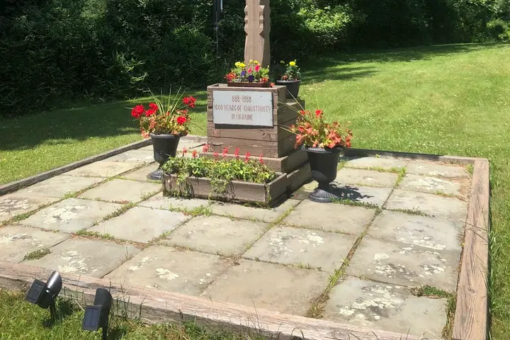 Saints Peter & Paul Ukrainian Orthodox Church, Glen Spey, NY — photo 5 of 15