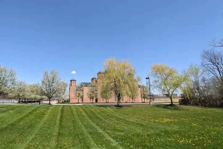 Serbian Orthodox Church Saint Petka Vratnica, Troy, MI — photo 4 of 19