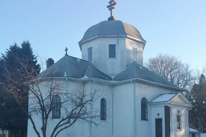 Sf. Stefan Romanian Orthodox Church, South St Paul, MN — photo 3 of 4