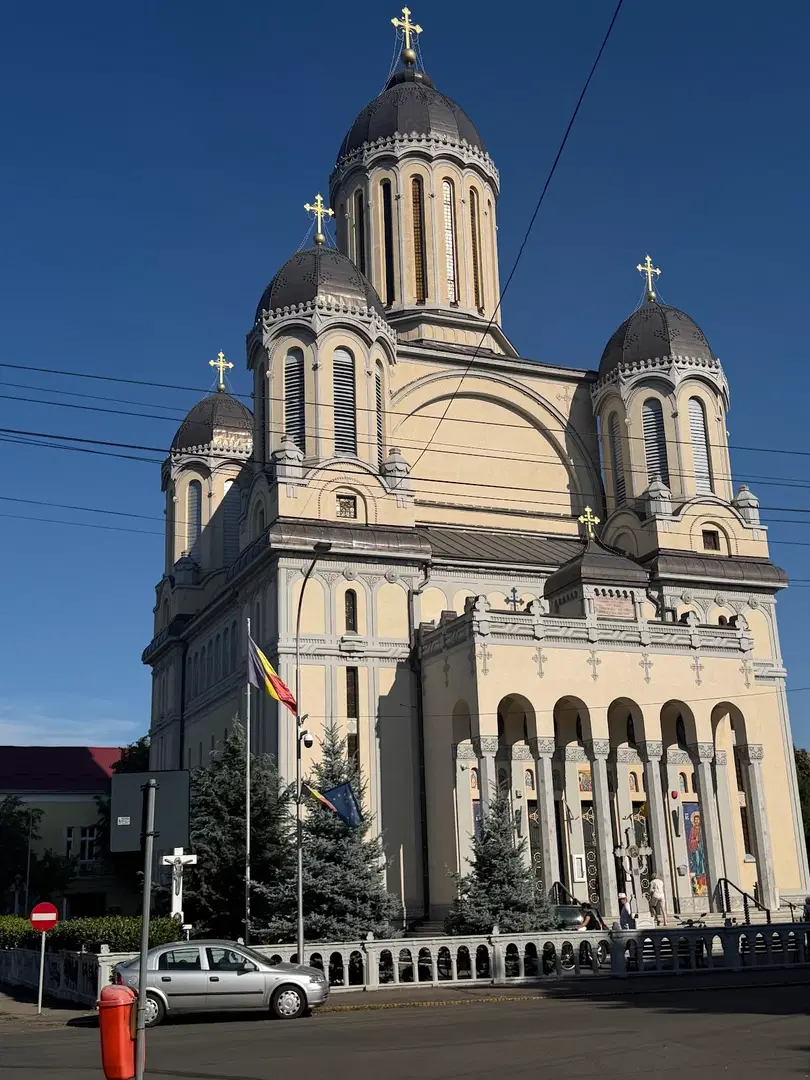 SS. Michael and Gabriel Romanian Orthodox Church, Flushing, NY — photo 15 of 18