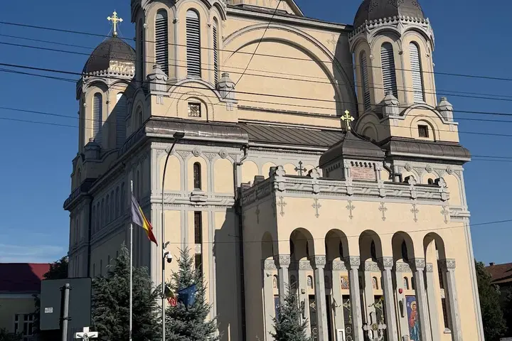 SS. Michael and Gabriel Romanian Orthodox Church, Flushing, NY — photo 3 of 18