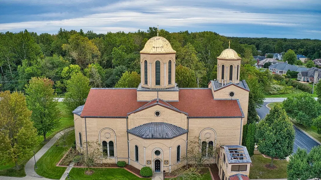 St. Archangel Michael Serbian Orthodox Church, Lansing, IL — photo 2 of 13