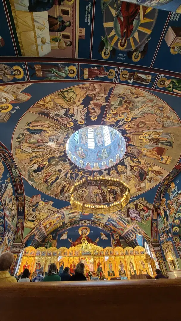 St. Archangel Michael Serbian Orthodox Church, Lansing, IL — photo 11 of 13